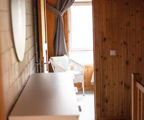 度假居 Hideaway *