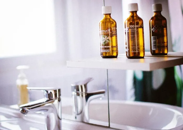 Hideaway 度假居 *